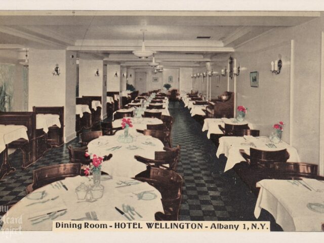 Dining Room, Hotel Wellington