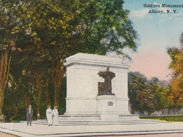 Soldiers Monument