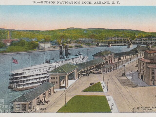 Hudson Navigation Dock