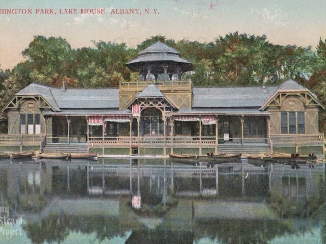 Washington Park, Lake House