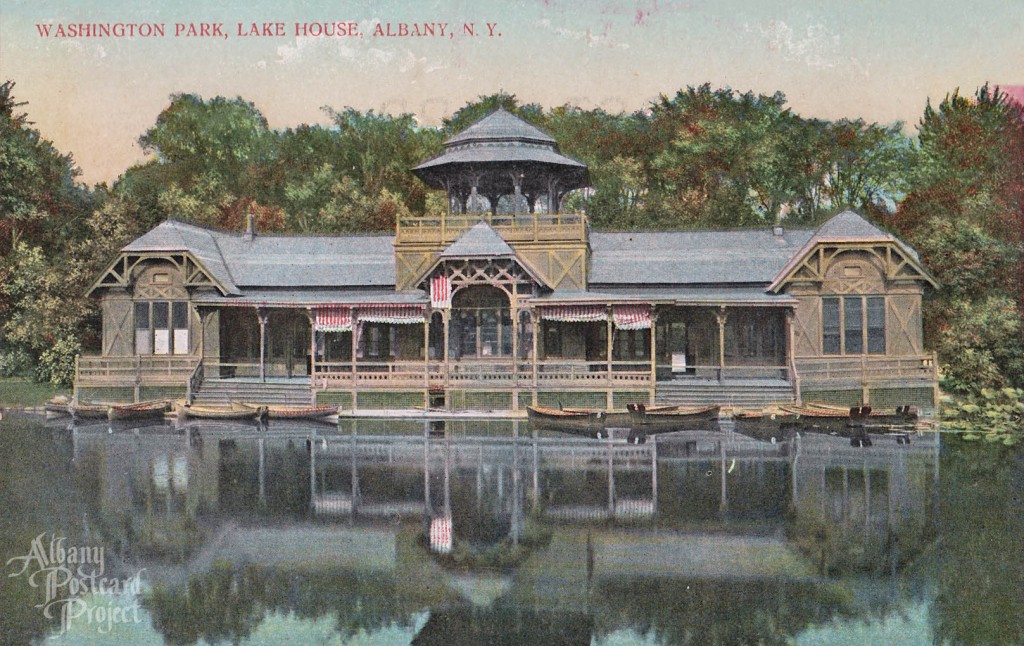 Washington Park, Lake House 01